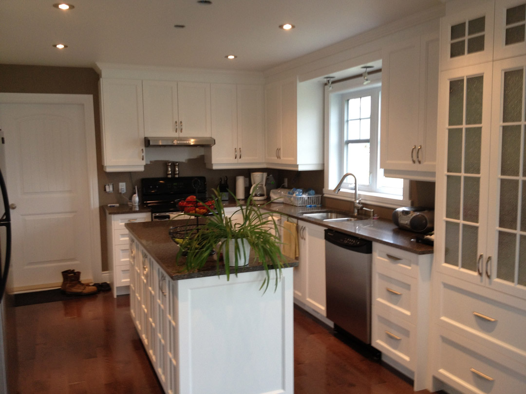 StUrbain Armoires de cuisine J. Daigneault Inc.