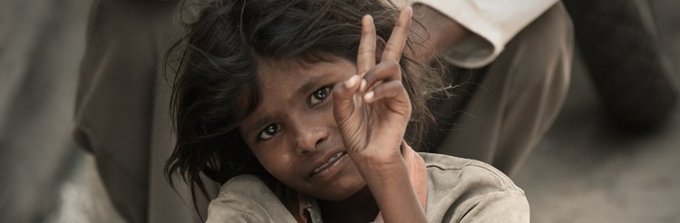 child beggar india