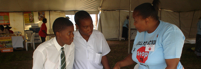 Awareness campaign against tuberculosis in Africa / photo courtesy of USAID Images on flickr