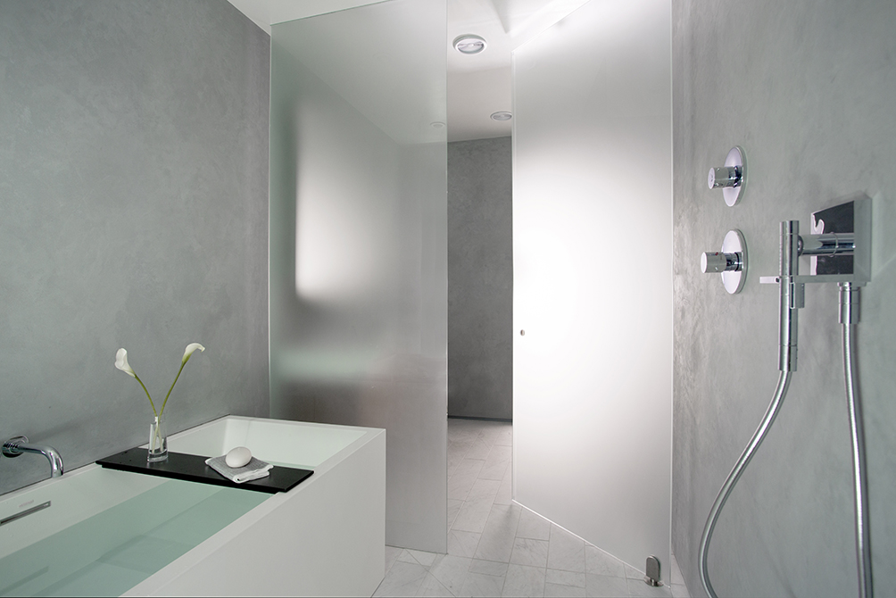 Boston Architects BUTZ + KLUG architecture Contemporary renovation Boston MA South End Bath