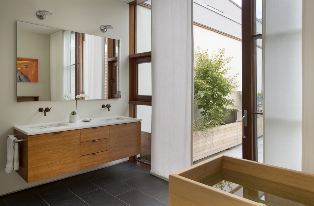Boston Architects BUTZ + KLUG architecture Beacon Hill Soaking Tub
