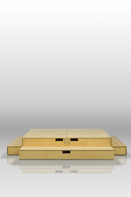 BUTZ + KLUG Architecture, custom furniture, collapsable model stand