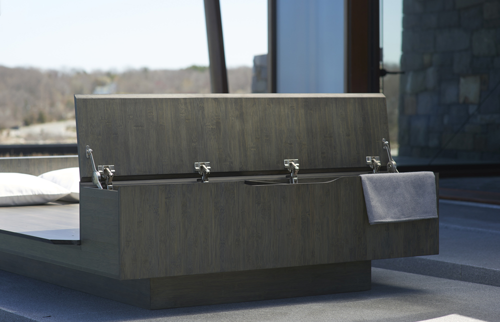 BUTZ + KLUG Architecture, custom furniture, bed+