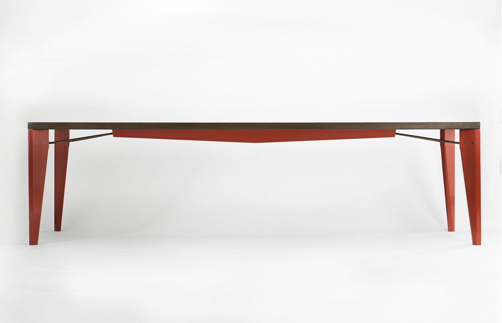 BUTZ + KLUG Architecture, custom furniture, taut table