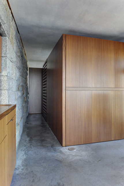 Boston Architects BUTZ + KLUG architecture, Pool House sliding wall, North Shore Gloucester MA