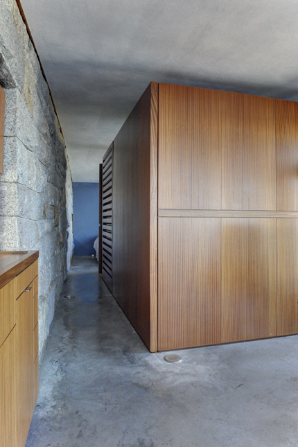 Boston Architects BUTZ + KLUG architecture, Pool House sliding wall, North Shore Gloucester MA