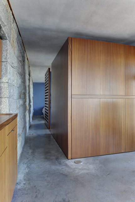 Boston Architects BUTZ + KLUG architecture, Pool House sliding wall, North Shore Gloucester MA