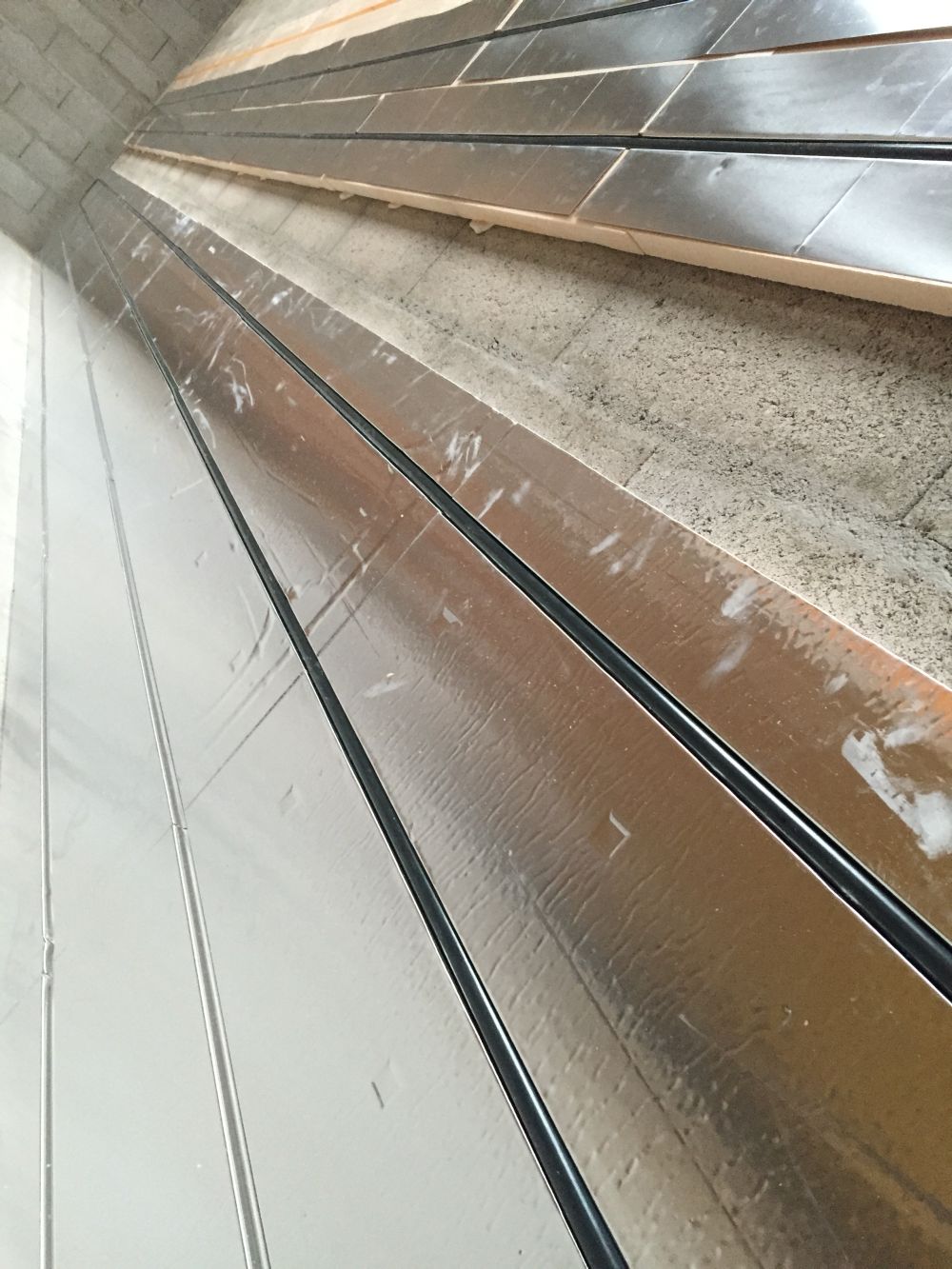 banc de test pour tuyau R978 giacomini de plancher chauffant