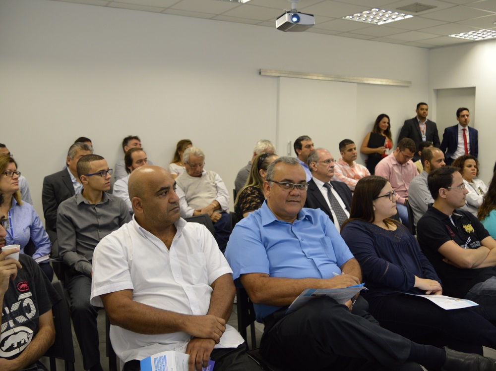 Participantes da palestra sobre Bloco K