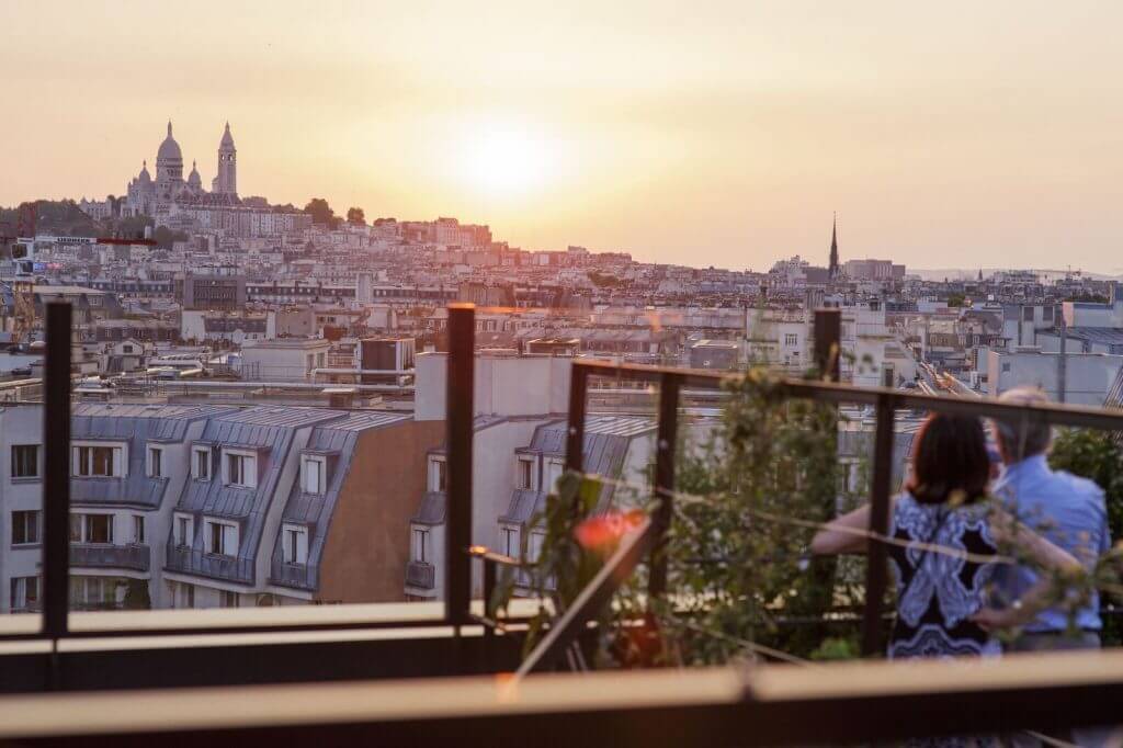 blog-article-places-stay-paris-generator-hostels
