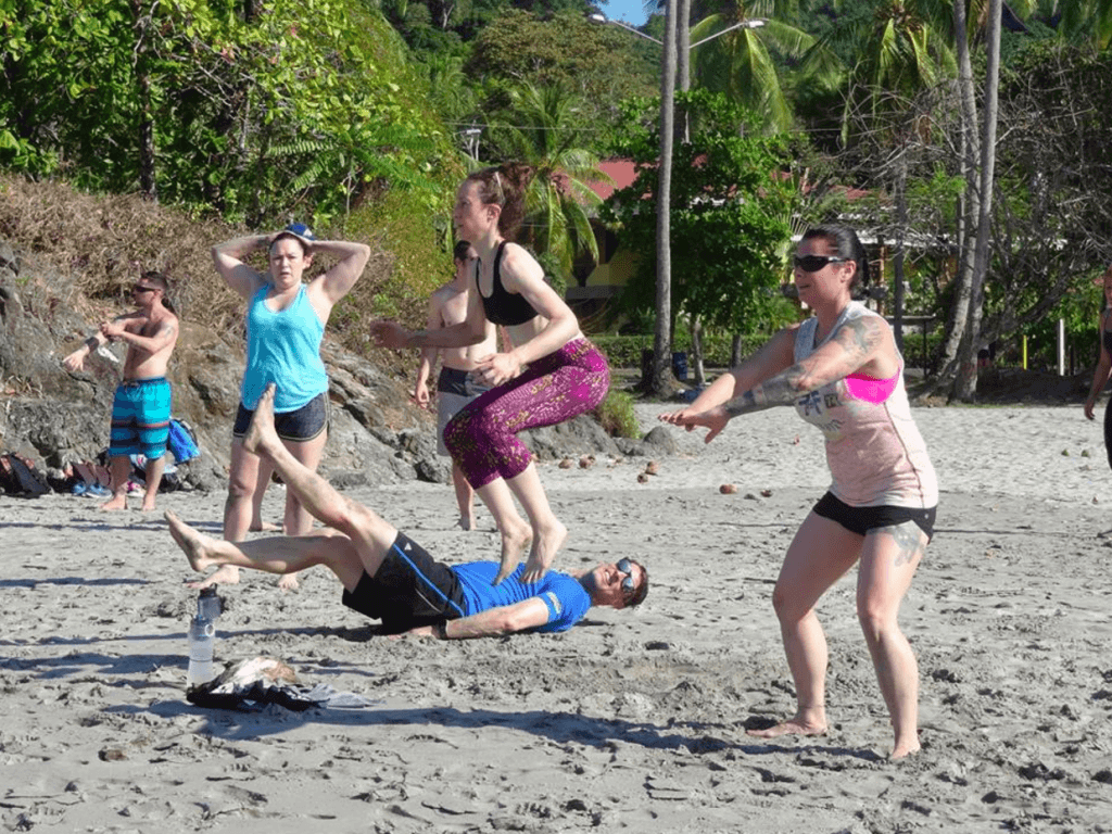 under30experiences-fitness-retreat-costa-rica-ocean