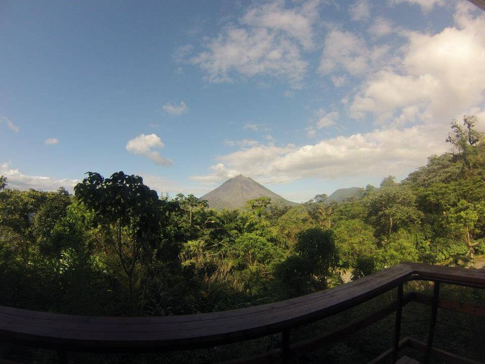 explore-central-america-arenal-costa-rica-volcano