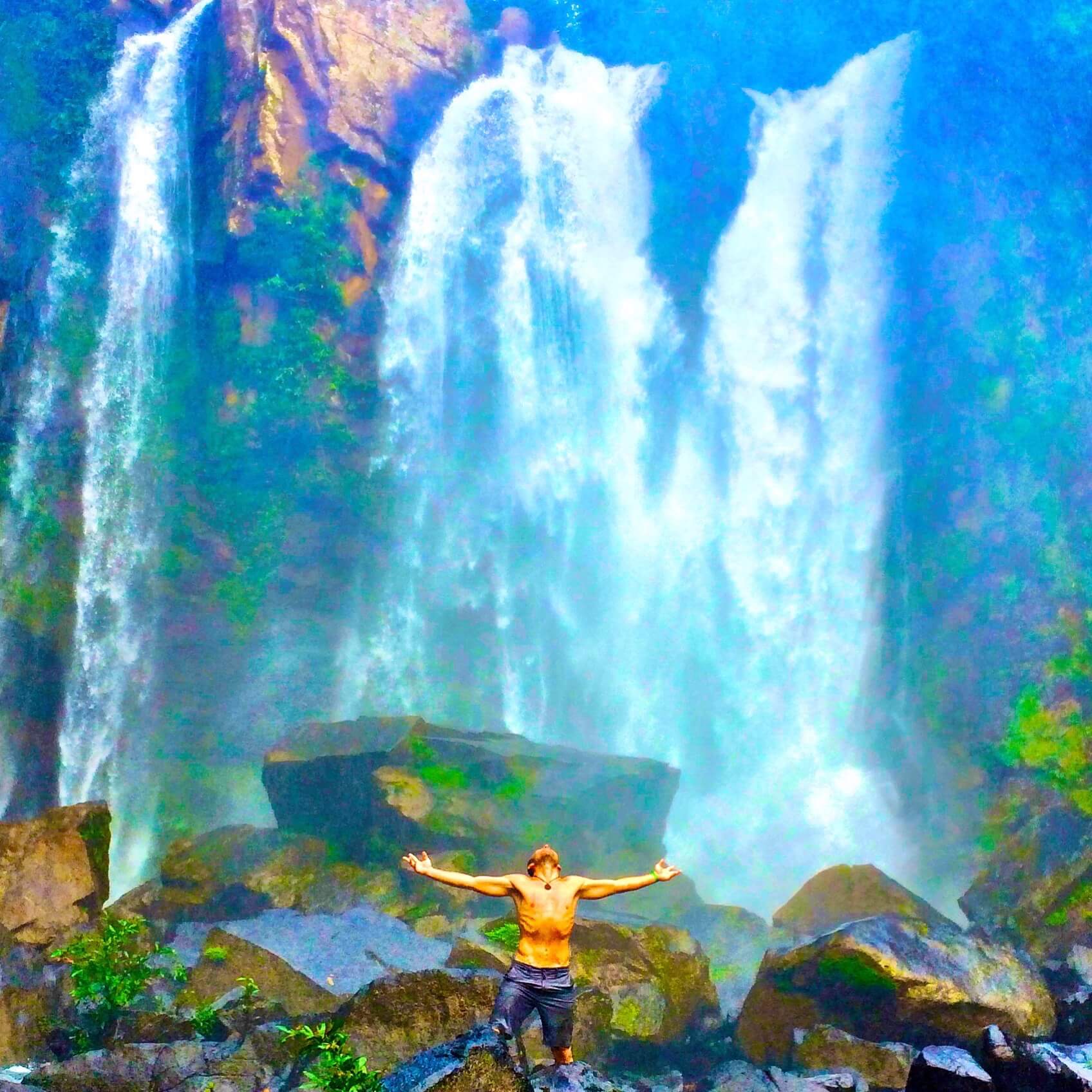 adventure-life-lessons-costa-rica-waterfall-man