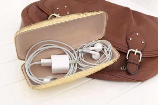 chargers-cases