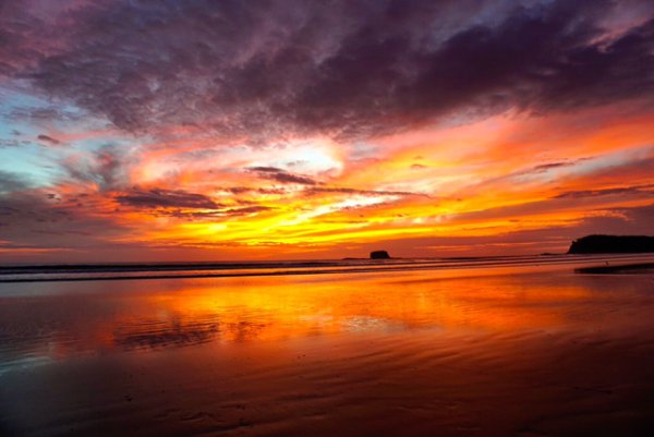 blog-Why-Nicaragua-Needs-to-Be-at-the-Top-of-Your-2017-Travel-Plans-sunset.jpg
