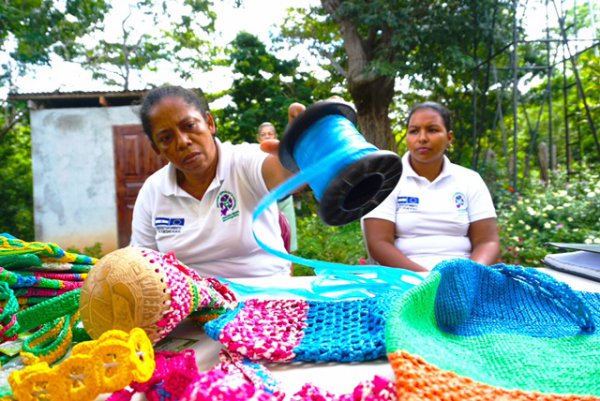 blog-Why-Nicaragua-Needs-to-Be-at-the-Top-of-Your-2017-Travel-Plans-women.jpg