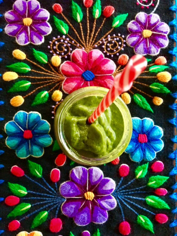 blog-YOU-are-what-YOU-eat-And-What-You-Think-Too-smoothie