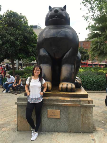 under30experiences-blog-15-dos-and-don'ts-while-traveling-in-medellin-real-city-walking-tour