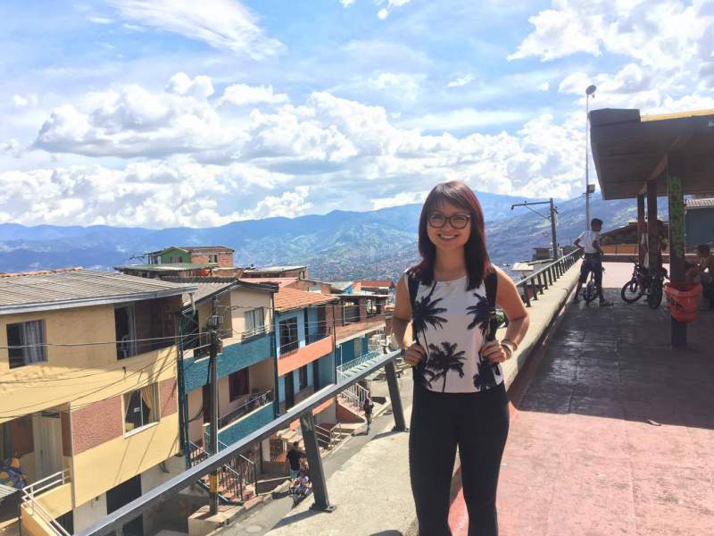 under30experiences-blog-15-dos-and-don'ts-while-traveling-in-medellin-Santo-Domingo