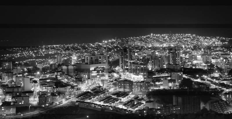 under30experiences-blog-15-dos-and-don'ts-while-traveling-in-medellin-night-lights-city
