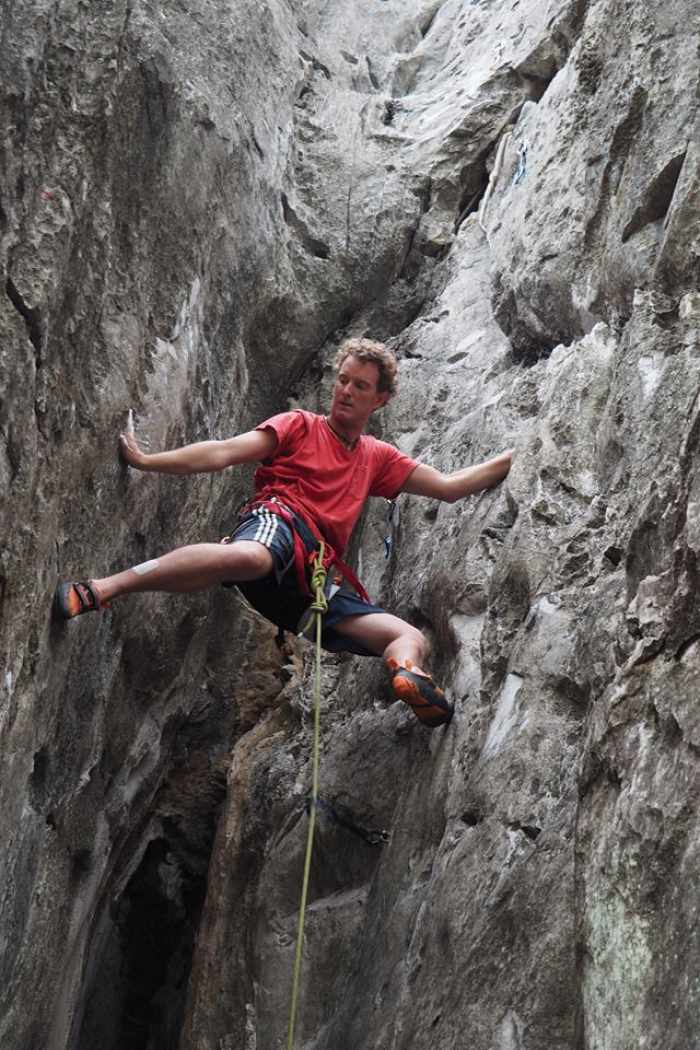 under30experiences-travel-blog-for-millennials-entering-the-flow-state-climbing-crazy-horse