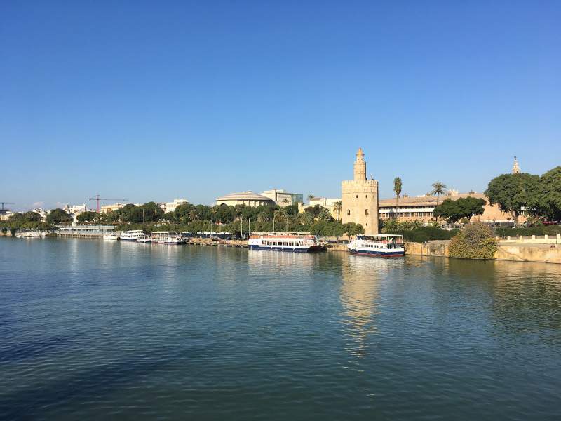 under30experiences-group-travel-blog-for-millennials-riverfront