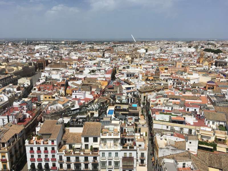 under30experiences-group-travel-blog-for-millennials-view-from-giralda