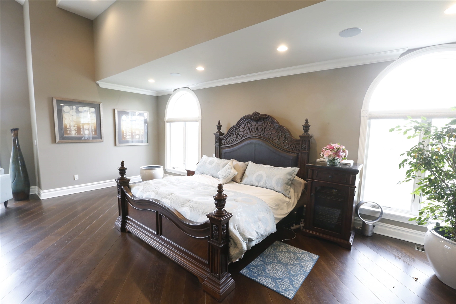 mansion bedroom