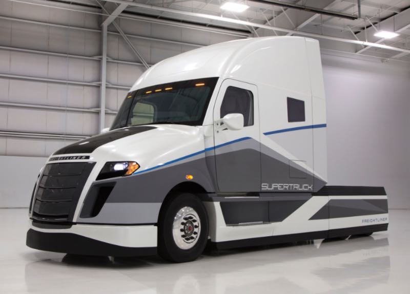Супер-грузовик Freightliner 2015 показатели эффективности грузовых перевозок