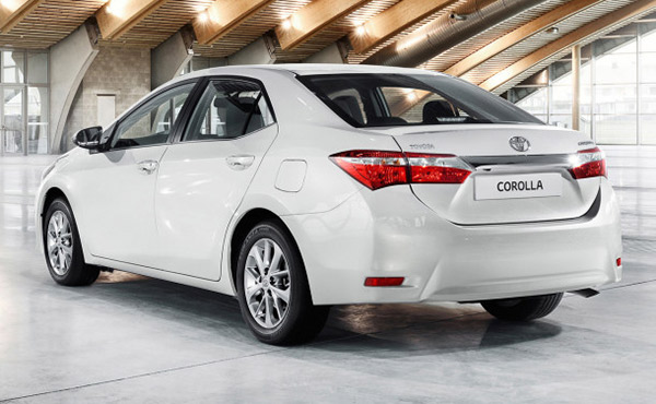 Xe corolla Altis 2016