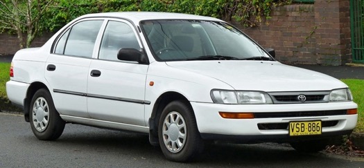 Xe Corolla Altis thế hệ thứ bảy (E100; 1991-1995)