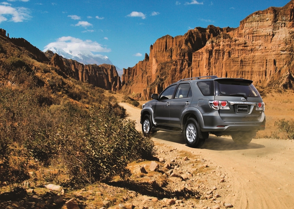 Xe oto fortuner