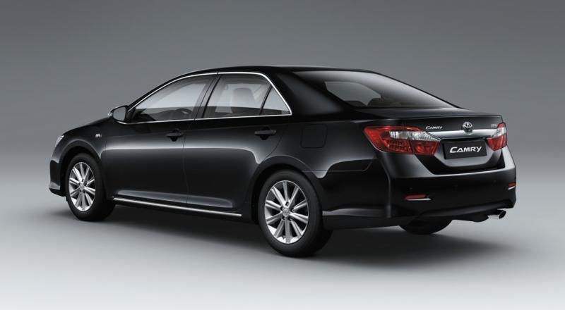 xe toyota camry 2017