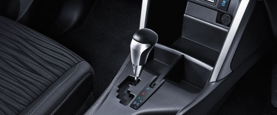 động cơ xe innova 2018 - cần số tay