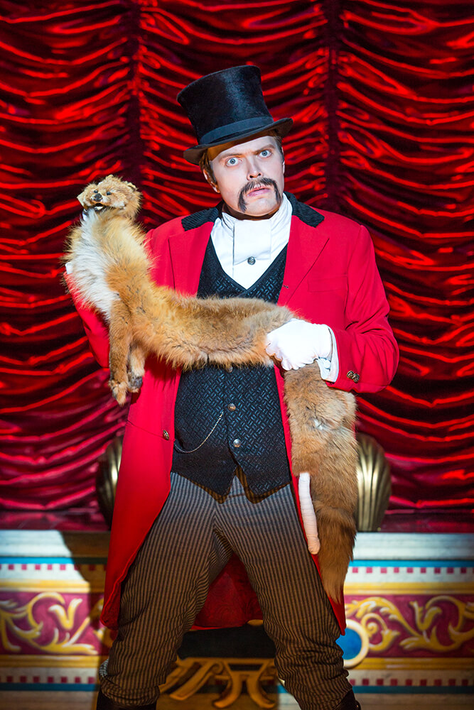 James Taylor Odom as Lord Adalbert D’Ysquith. (Photo: Jeremy Daniel)