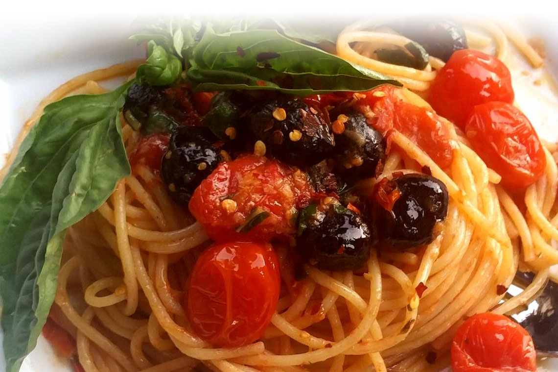 Pasta with Tomatoes and Olives Image