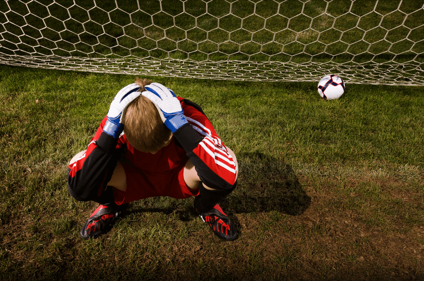Goleiro frustrado pelo fracasso no futebol